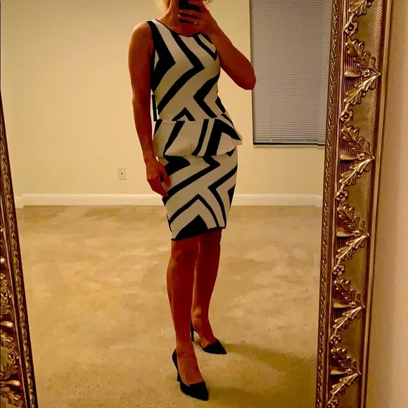 Alice+Olivia Black and white dress size S